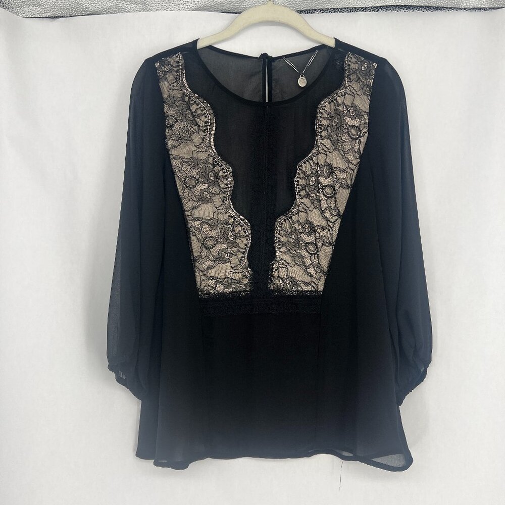 BKE boutique Black thee quarter sleeve blouse Size M